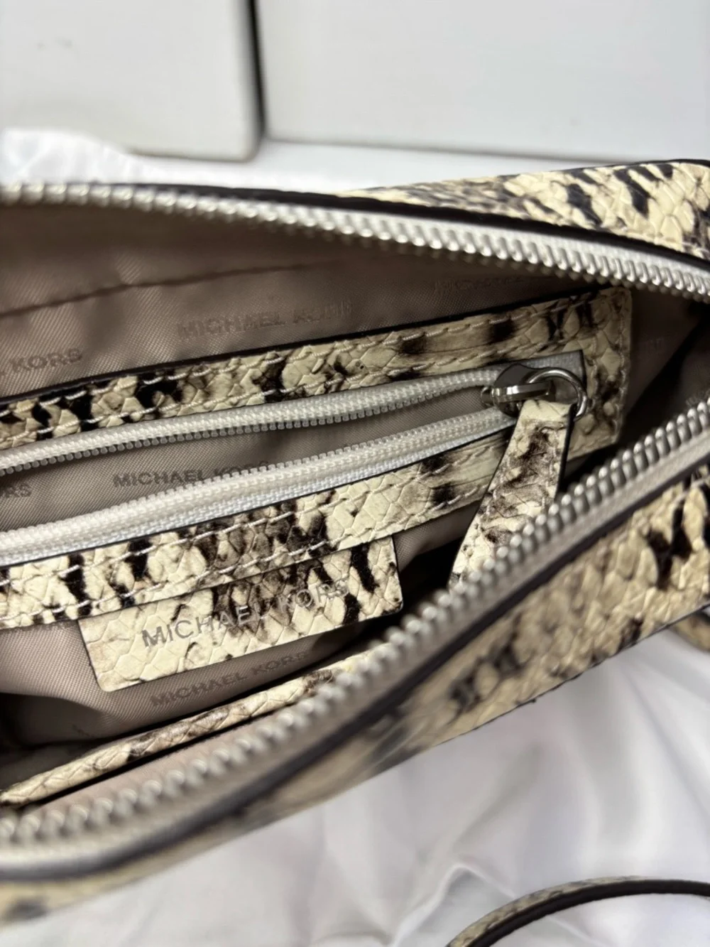 MICHAEL KORS Snake Embossed Leather Camera Bag - Picture 3 of 8